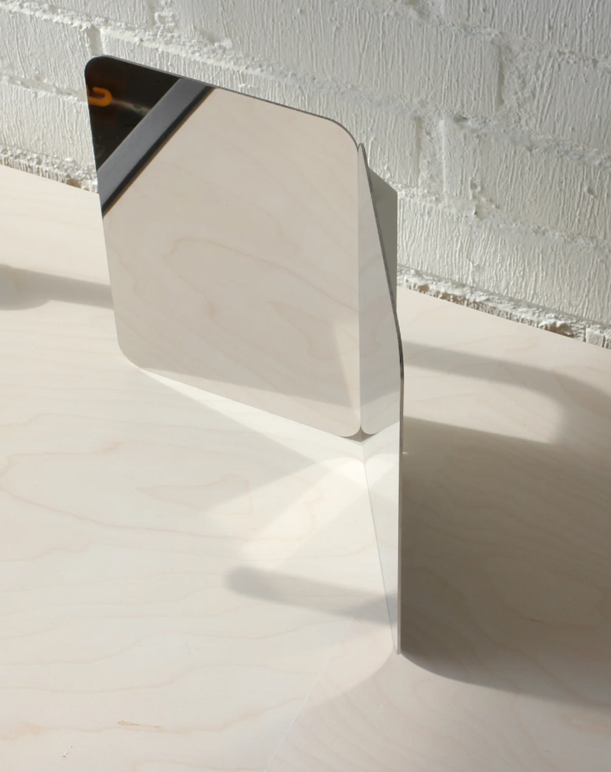124° Mirror small